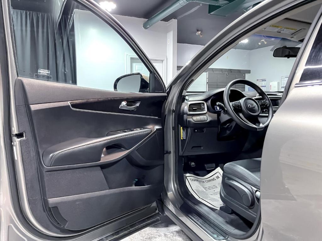 used 2017 Kia Sorento car, priced at $11,495