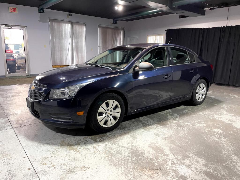 used 2014 Chevrolet Cruze car, priced at $9,995