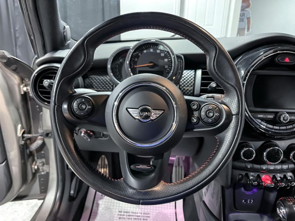 used 2018 MINI Hardtop car, priced at $12,995