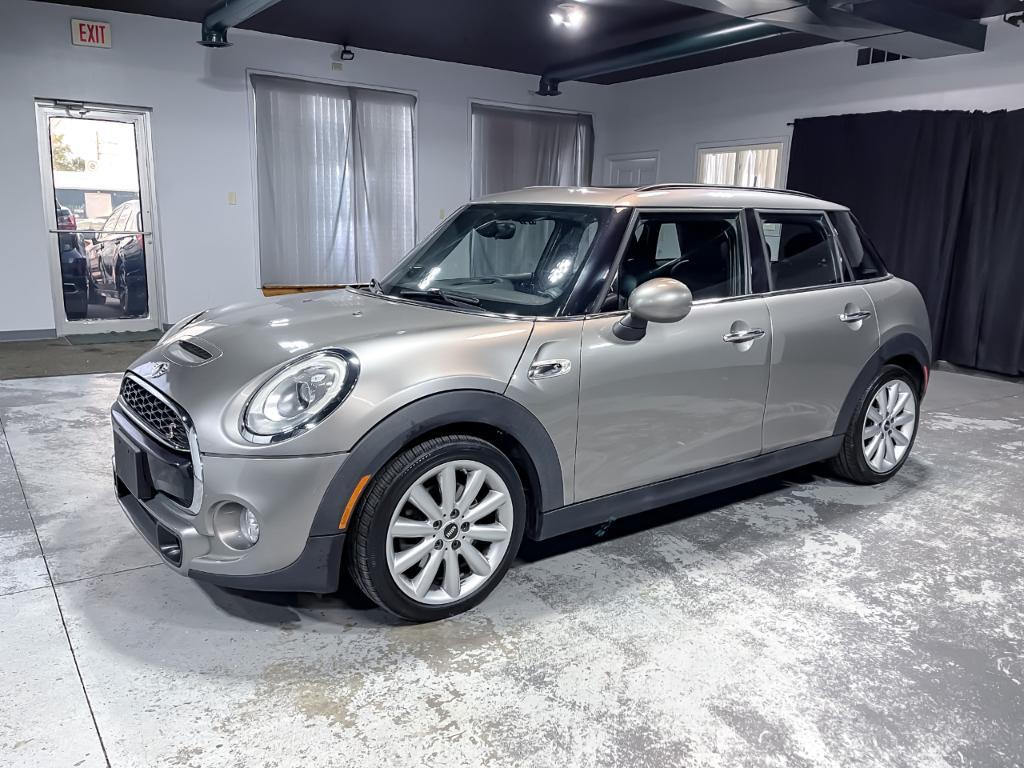 used 2018 MINI Hardtop car, priced at $12,995
