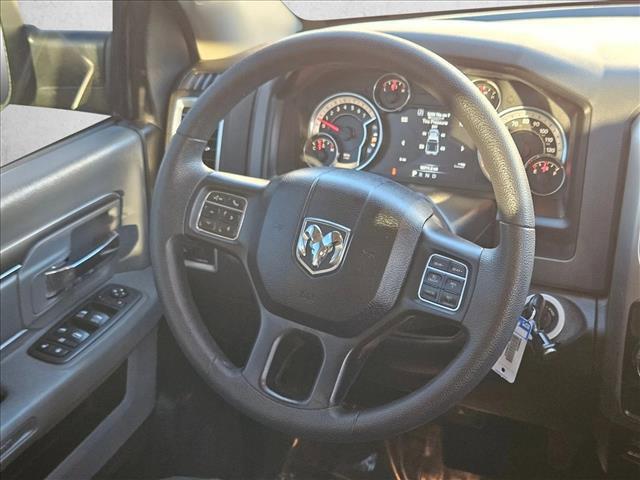 used 2019 Ram 1500 Classic car, priced at $22,595