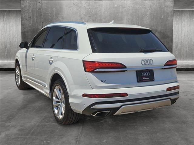 new 2025 Audi Q7 car, priced at $63,270