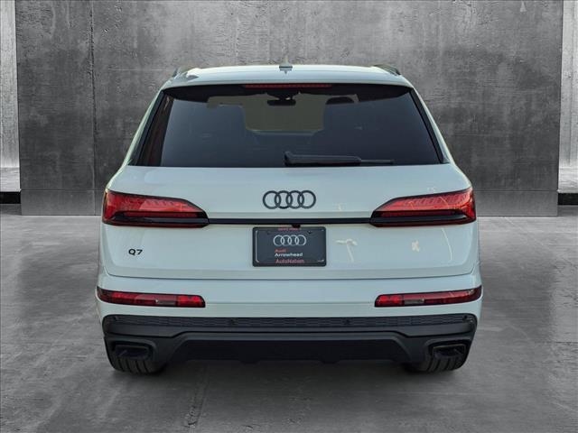 new 2025 Audi Q7 car, priced at $67,875