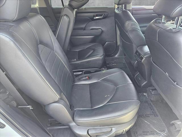 used 2024 Toyota Highlander car, priced at $34,991