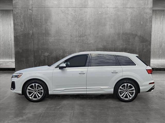 new 2025 Audi Q7 car, priced at $79,610