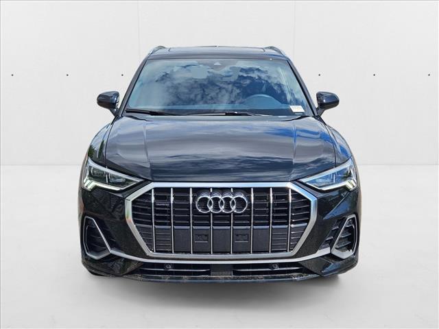 new 2025 Audi Q3 car, priced at $43,925