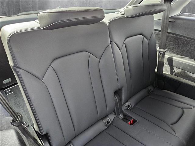 used 2024 Audi Q7 car, priced at $44,895