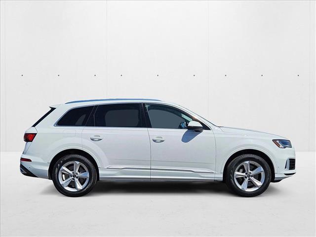 used 2024 Audi Q7 car, priced at $39,595