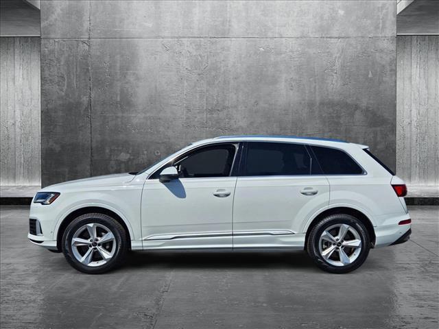 used 2024 Audi Q7 car, priced at $43,995
