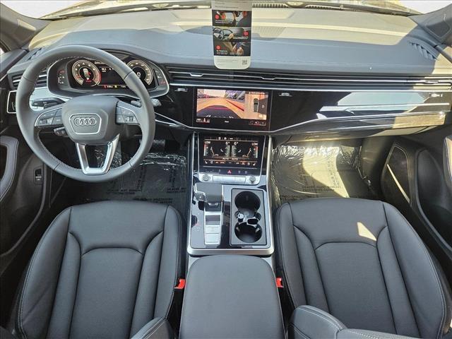 new 2025 Audi Q7 car, priced at $70,800