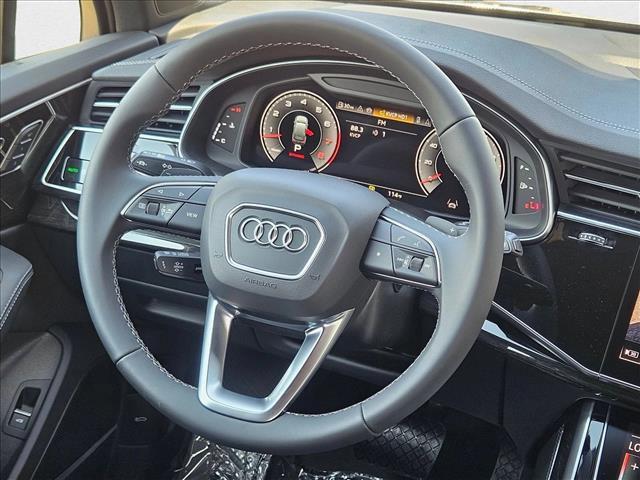 new 2025 Audi Q7 car, priced at $70,800