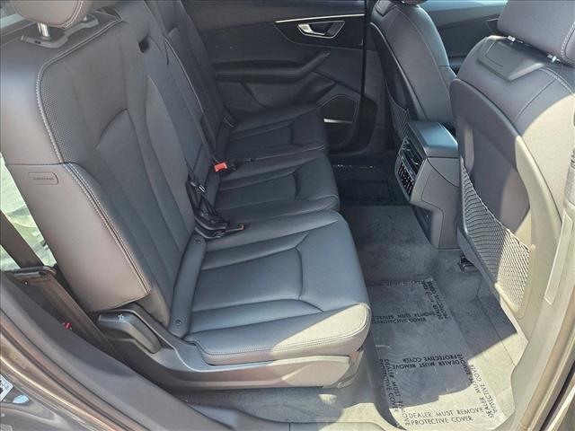 new 2025 Audi Q7 car, priced at $70,800