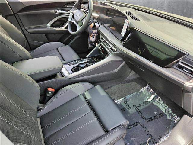new 2025 Audi Q5 car, priced at $60,960