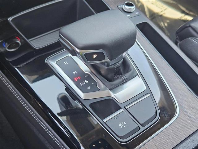 new 2025 Audi Q5 car, priced at $67,935