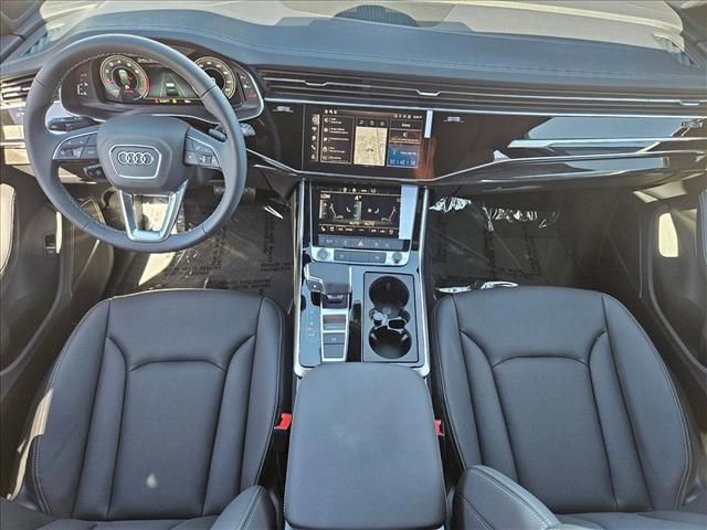 new 2025 Audi Q7 car, priced at $71,685