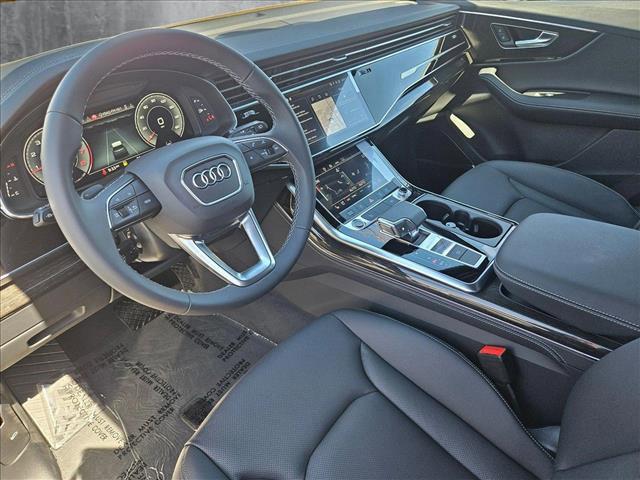 new 2025 Audi Q7 car, priced at $71,685