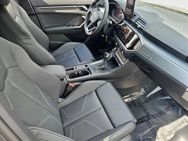 new 2025 Audi Q3 car, priced at $45,975