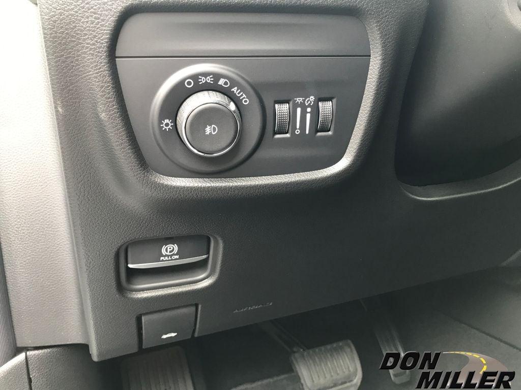 new 2025 Jeep Grand Cherokee car, priced at $51,078