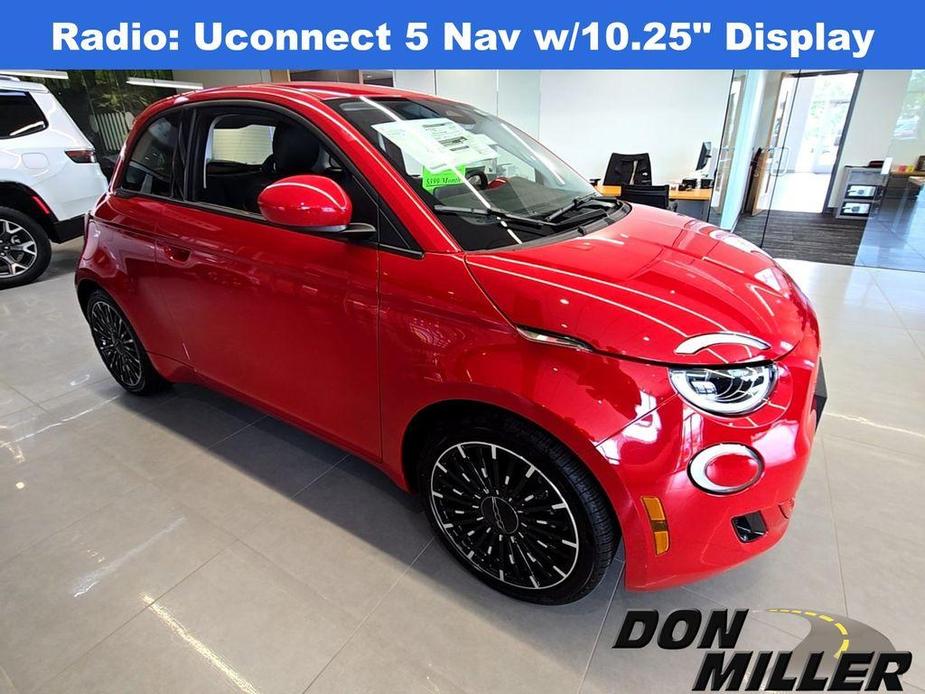 new 2024 FIAT 500e car, priced at $34,095