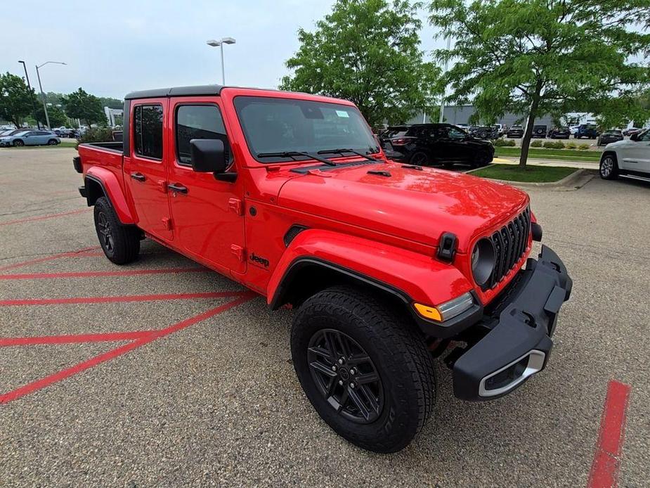 new 2024 Jeep Gladiator car, priced at $48,977