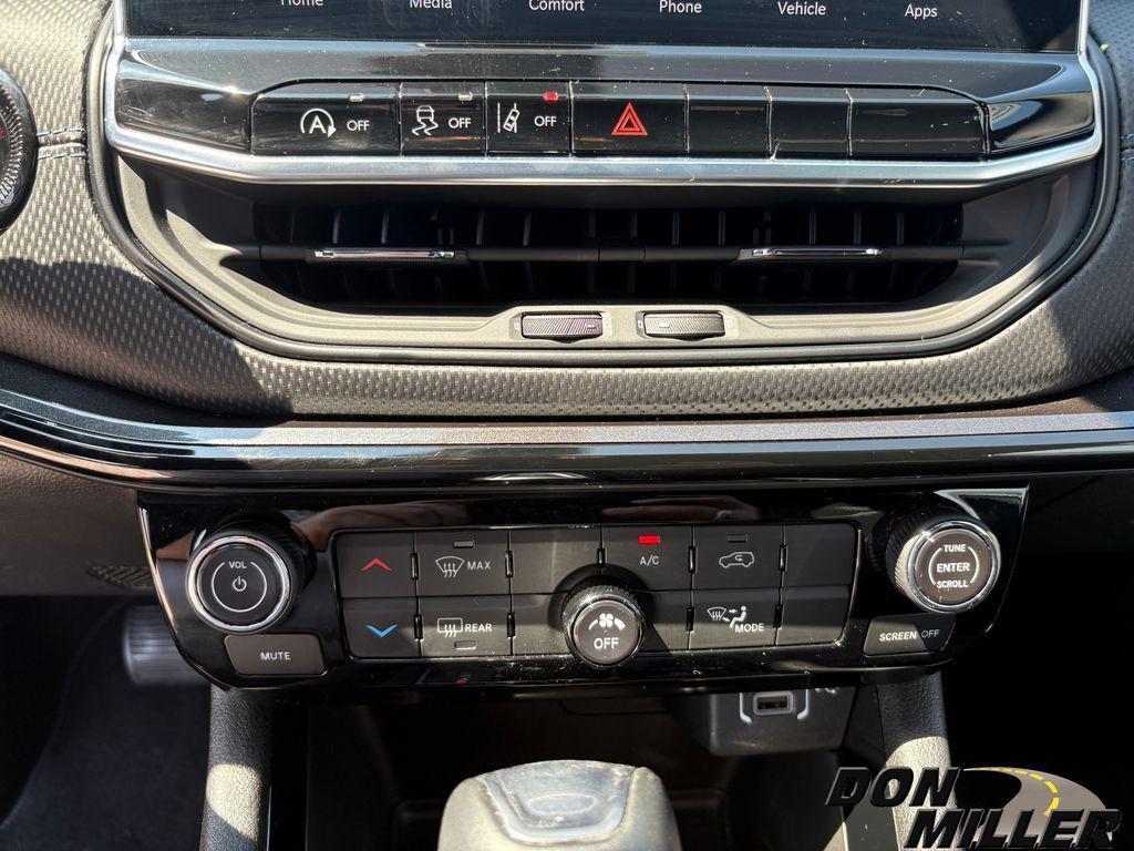 new 2025 Jeep Compass car, priced at $28,555