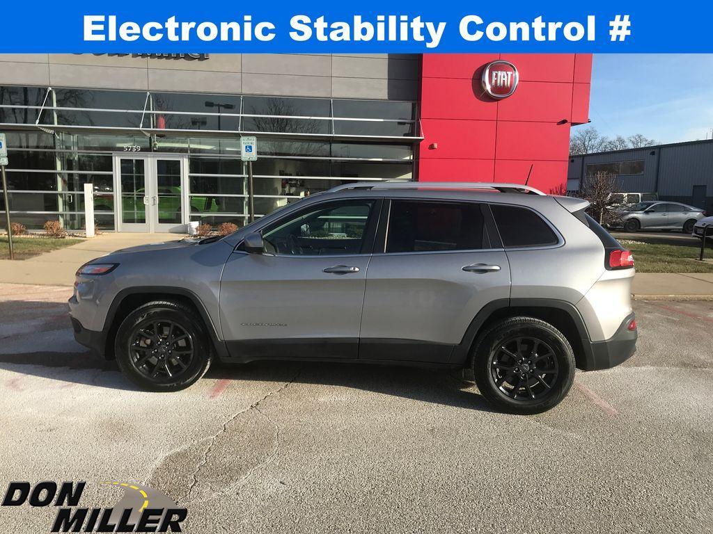 used 2016 Jeep Cherokee car, priced at $14,366