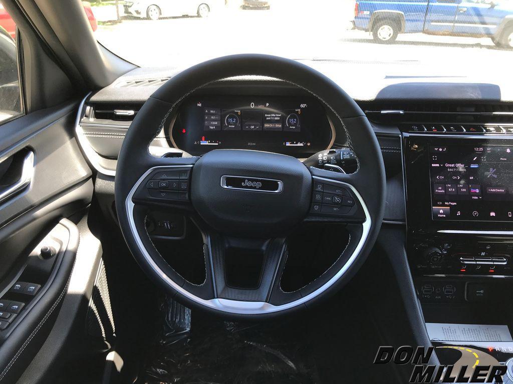 new 2025 Jeep Grand Cherokee L car, priced at $46,612