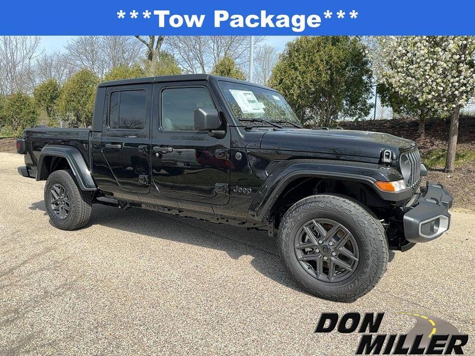 new 2024 Jeep Gladiator car, priced at $45,034