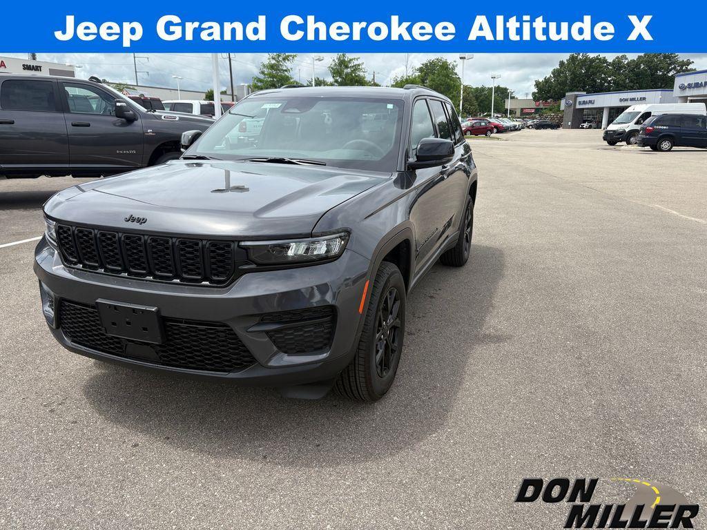 new 2025 Jeep Grand Cherokee car, priced at $41,314