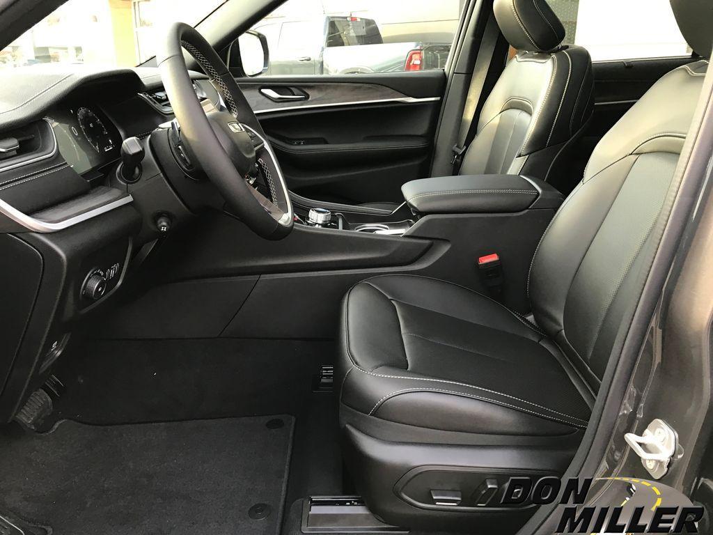 new 2025 Jeep Grand Cherokee L car, priced at $52,458