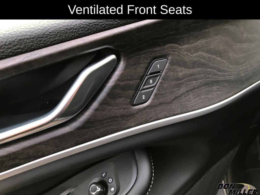 new 2025 Jeep Grand Cherokee L car, priced at $52,458