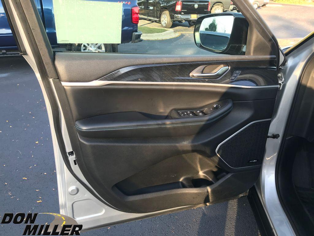 used 2022 Jeep Grand Cherokee 4xe car, priced at $31,437