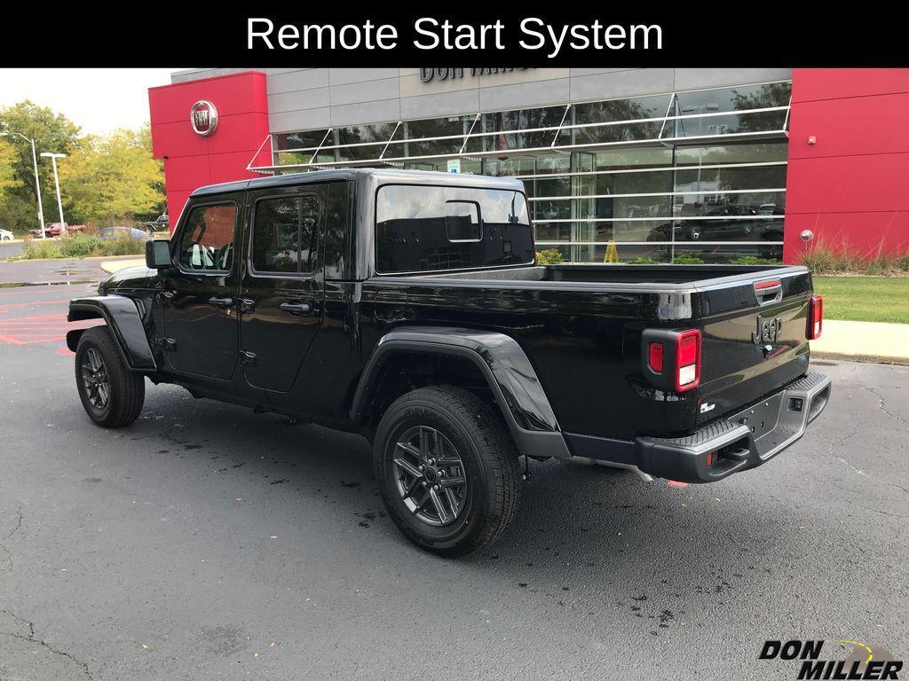 new 2025 Jeep Gladiator car, priced at $43,049