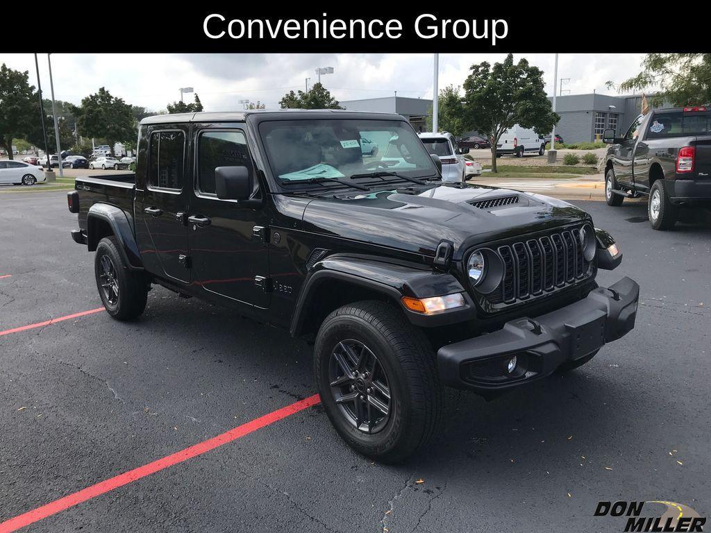 new 2025 Jeep Gladiator car, priced at $43,049