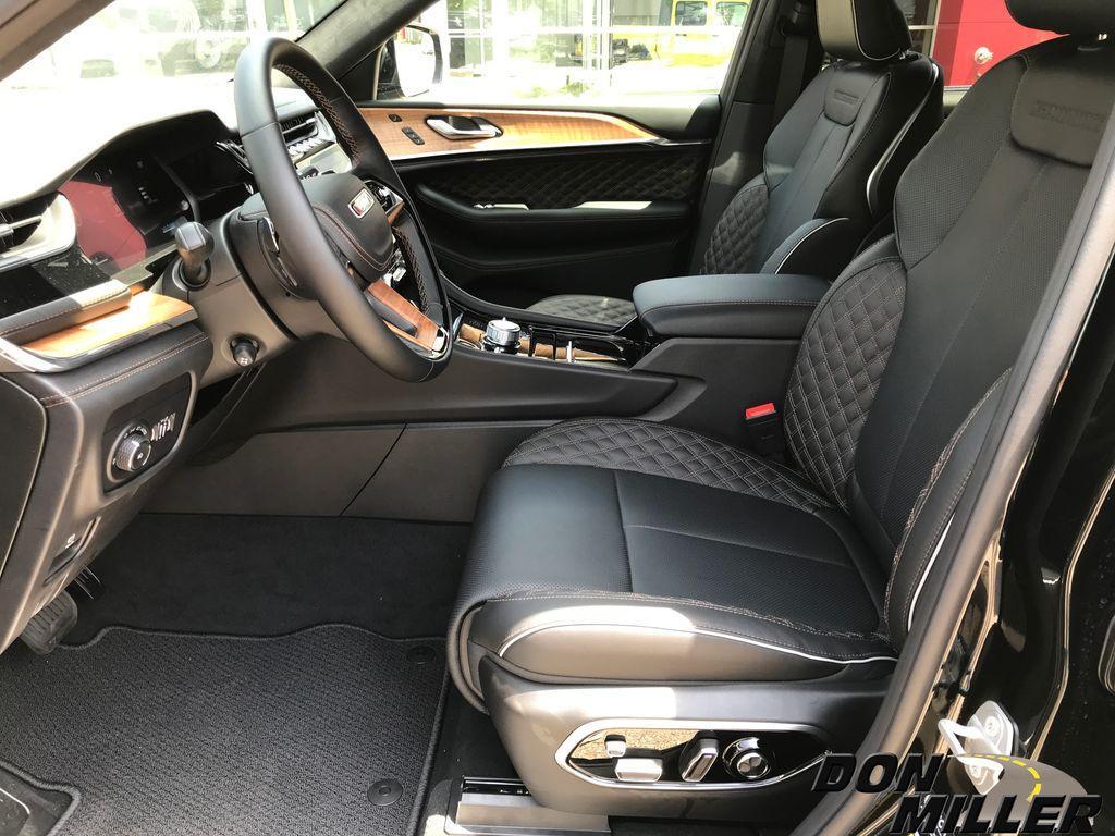 new 2025 Jeep Grand Cherokee L car, priced at $66,465