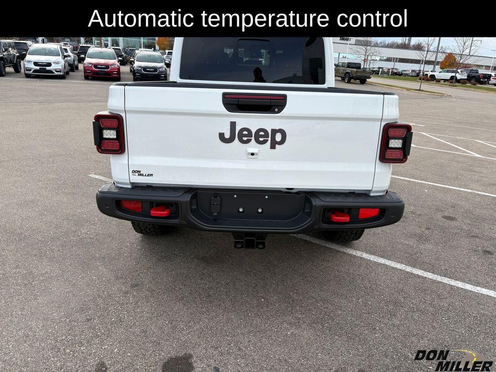 new 2026 Jeep Gladiator car, priced at $59,540