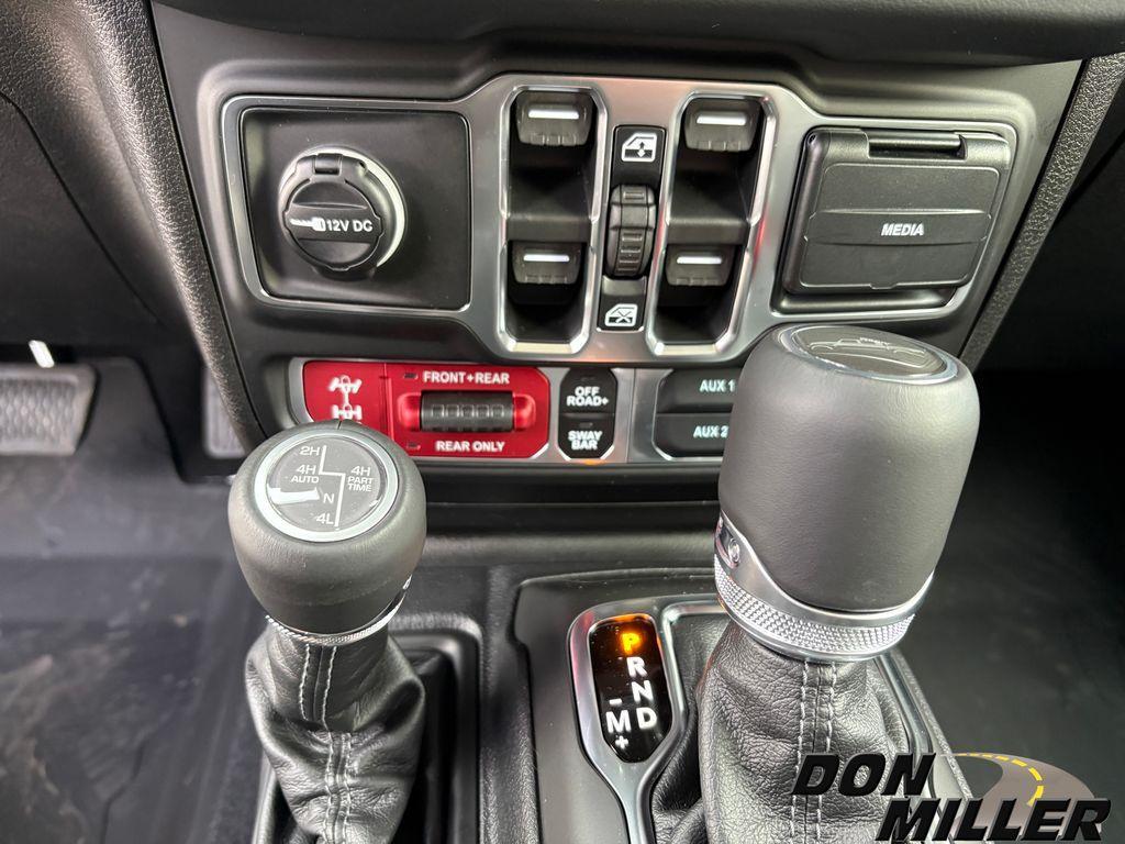 new 2026 Jeep Gladiator car, priced at $59,540