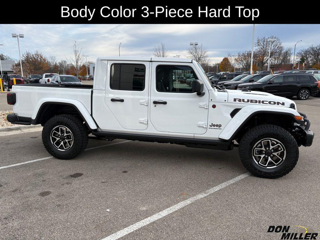 new 2026 Jeep Gladiator car, priced at $59,540