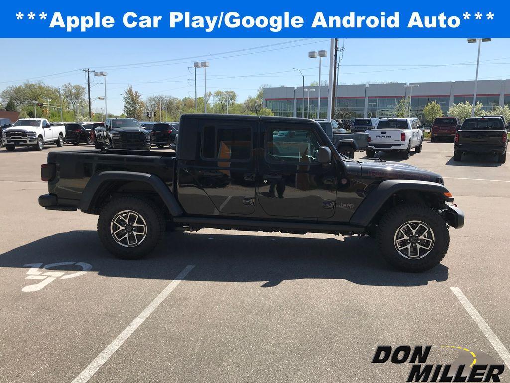 new 2025 Jeep Gladiator car, priced at $49,108