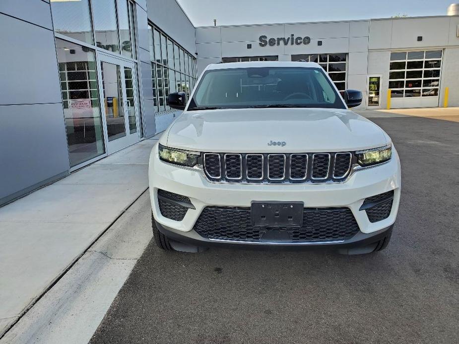 new 2023 Jeep Grand Cherokee car, priced at $37,864