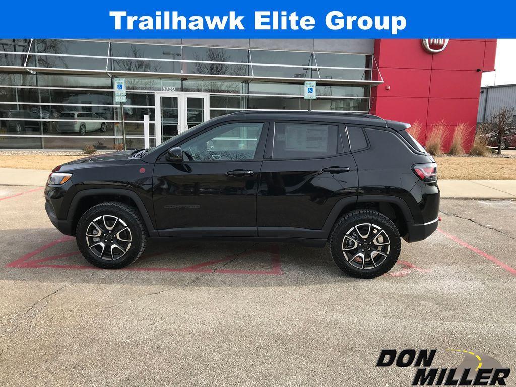 new 2025 Jeep Compass car, priced at $36,896