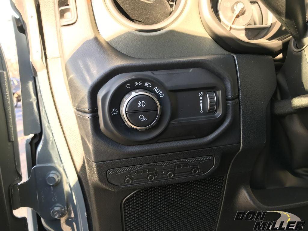 new 2026 Jeep Gladiator car, priced at $59,575