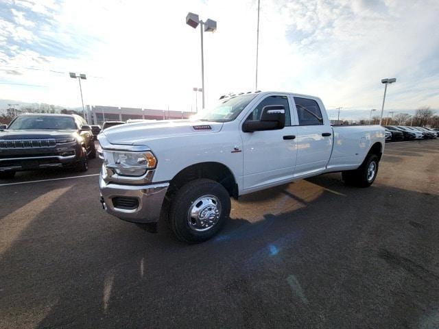 new 2024 Ram 3500 car, priced at $64,541