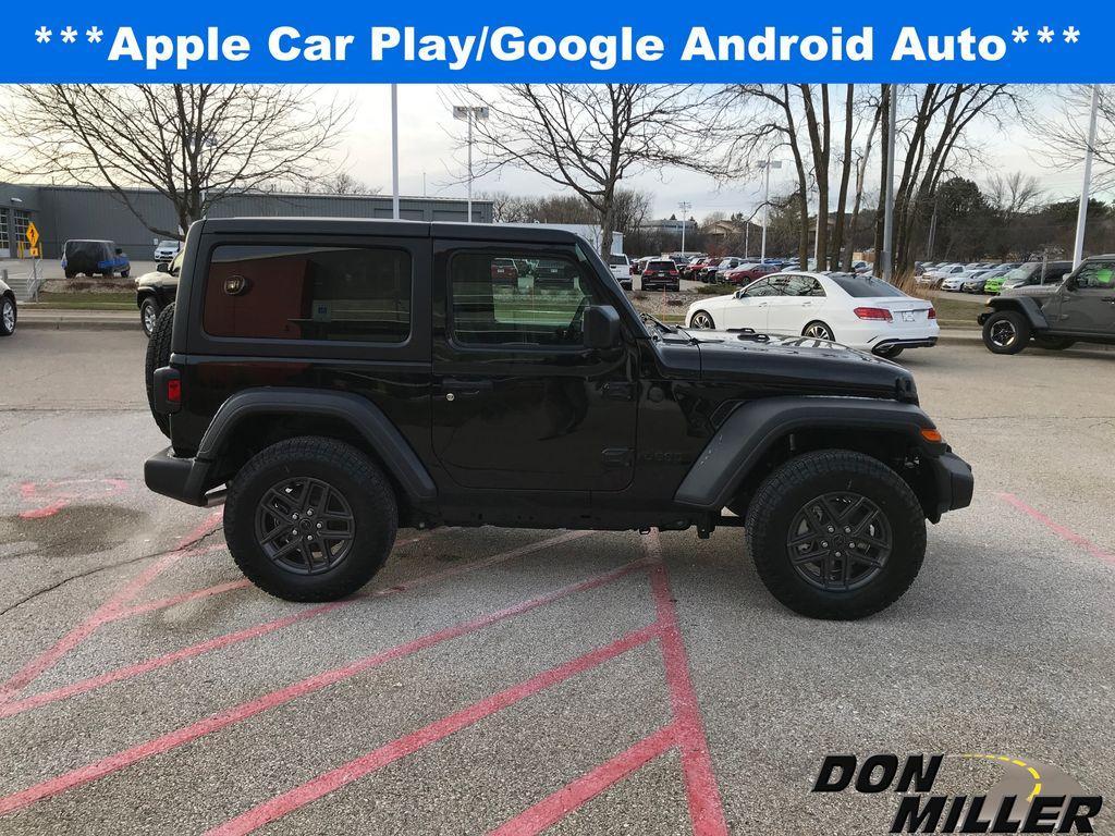 new 2025 Jeep Wrangler car, priced at $40,539