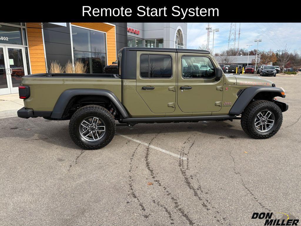 new 2026 Jeep Gladiator car, priced at $54,486