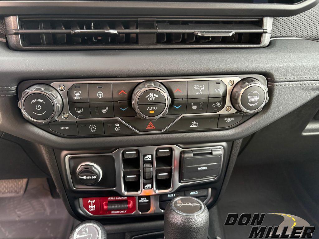 new 2026 Jeep Gladiator car, priced at $54,486