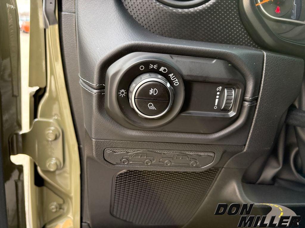 new 2026 Jeep Gladiator car, priced at $54,486