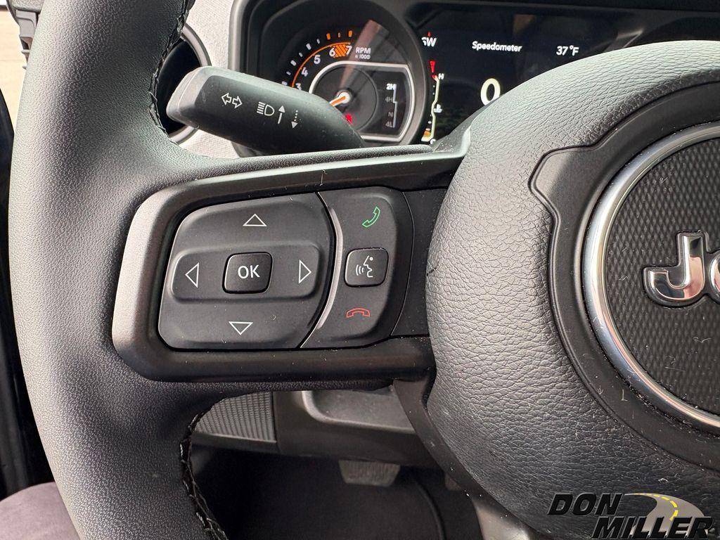 new 2025 Jeep Wrangler car, priced at $41,275