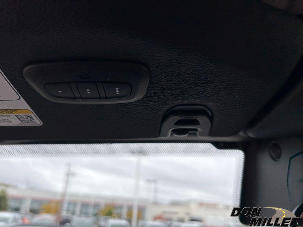 new 2025 Jeep Wrangler car, priced at $41,275