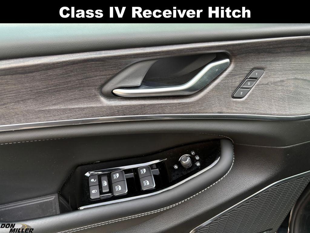 used 2025 Jeep Grand Cherokee L car, priced at $53,482